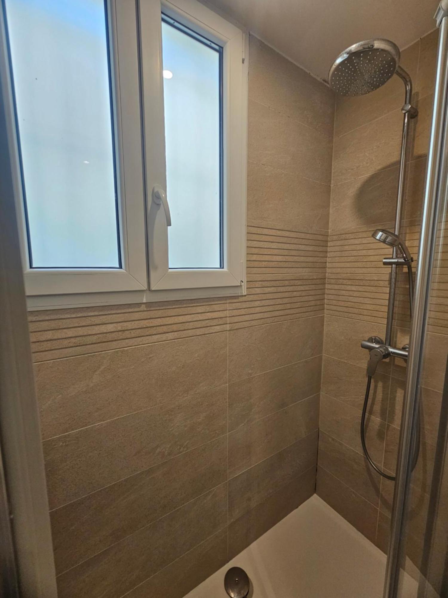 *Appartement Moderne/2 Minutes Du Metro* Saint-Ouen  Exterior foto